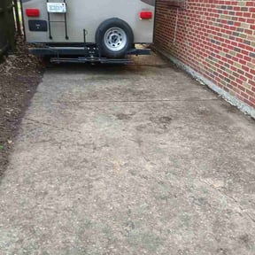 Leaf Removal by K Sisters Lawncare reviewed on April 15, 2026
