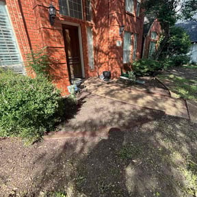 Flower Bed Weeding by Champion reviewed on June 22, 2021