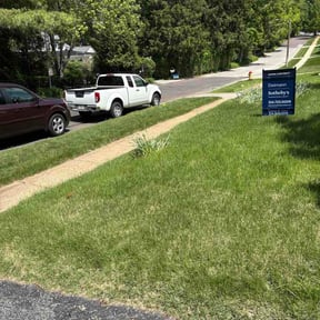Flower Bed Weeding by 11 lawns reviewed on May 4, 2026