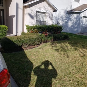 Flower Bed Weeding by Cutting Edge lawn service reviewed on August 16, 2025