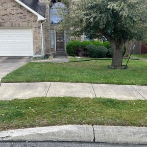 residential landscaping by Pleasant View Lawn Care reviewed on August 15, 2025