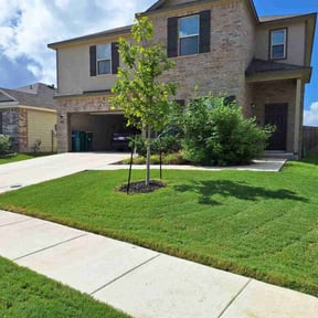 yard service by Greg&#039;s great lawn care service reviewed on January 28, 2025