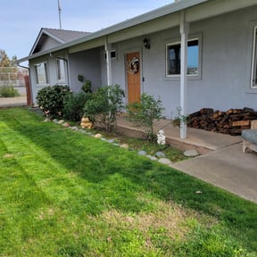 Bush Trimming by Before&AfterLawncare..... Rachael Toles reviewed on August 17, 2025