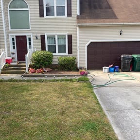 Bush Trimming by Charles Ray lawn mowing reviewed on August 16, 2025