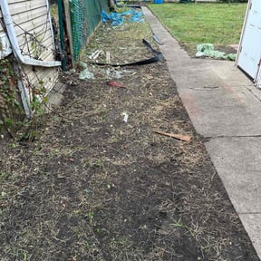 Leaf Removal by CCs lawn service LLC reviewed on November 5, 2025