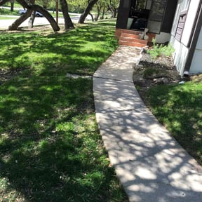 Leaf Removal by CS Lawn Care reviewed on September 25, 2025