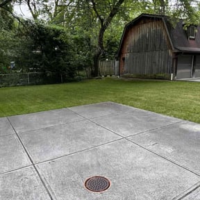 grass cutting by Pat's lawn care reviewed on March 24, 2024