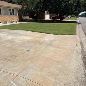 yard service by Quality Cuts reviewed on August 25, 2024