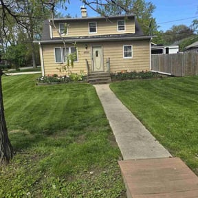 yard care by Freedom Lawn Care reviewed on November 23, 2025