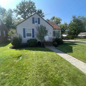 Cleanups by JACKSON Lawn Care reviewed on August 19, 2025