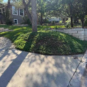 Leaf Removal by Cummings and Cummings Lawn Care reviewed on July 30, 2026