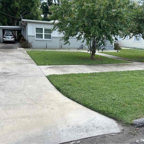 landscaping services by Edward's Lawn Care reviewed on August 15, 2025