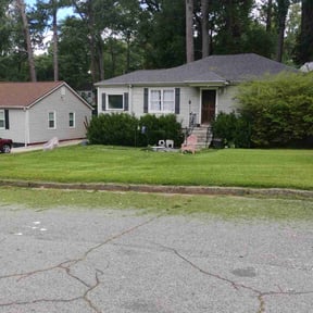 residential landscaping by Taylor Made Lawncare reviewed on December 8, 2025