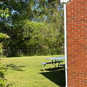 grass cutting by Bladed Edge Lawnscapes, LLC reviewed on April 5, 2024