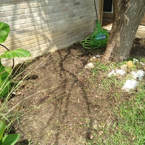Flower Bed Weeding by Skivers quality Lawncare LLC reviewed on August 18, 2025