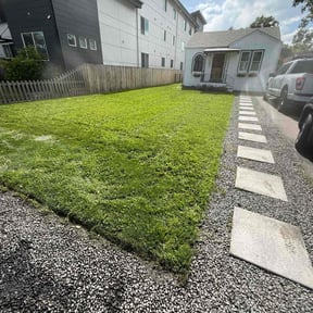 lawn service by Michael&#039;s Lawn Maintenance  reviewed on August 21, 2025