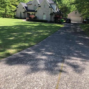 residential landscaping by Cleancut Landscaping reviewed on August 15, 2025