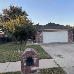 Leaf Removal by Rondy Goins reviewed on July 14, 2022