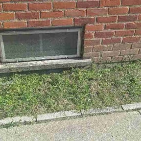 Flower Bed Weeding by Edge Landscaping LLC reviewed on May 11, 2026