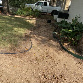 Leaf Removal by Lotus Lawn Maintenance reviewed on August 18, 2025