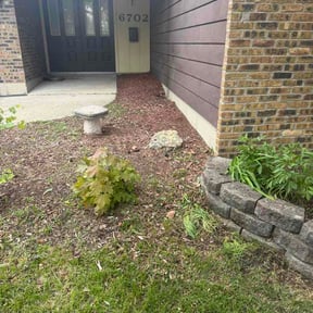 Flower Bed Weeding by Greenscape pro reviewed on May 7, 2026
