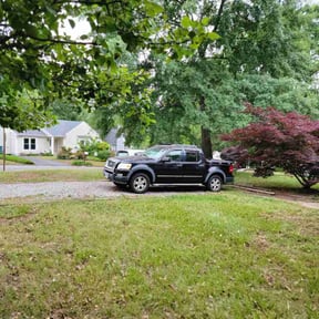 Leaf Removal by Tony &amp; Son's lawn service reviewed on May 9, 2026