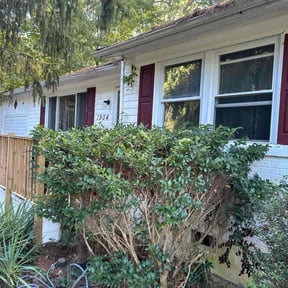 lawn care services by Garrett’s Lawn Care reviewed on April 13, 2024