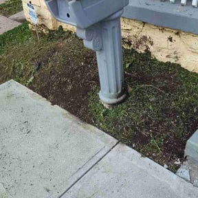 Flower Bed Weeding by Cuttin up the coast reviewed on June 11, 2026