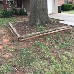 Leaf Removal by Laurean Landscaping reviewed on August 19, 2025