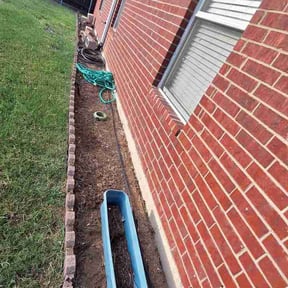 Flower Bed Weeding by Frank’s Gardening Service reviewed on July 16, 2026