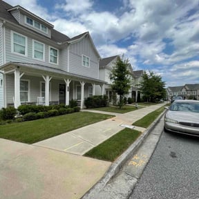 yard maintenance by Bear Care Lawncare reviewed on August 18, 2025