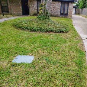 Flower Bed Weeding by K &amp; D Lawn Services reviewed on December 17, 2025