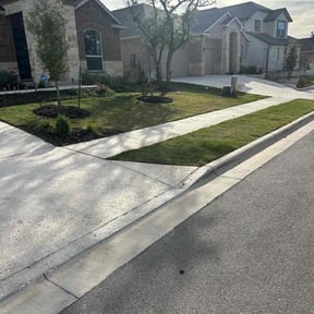 landscaping by Yard Pros Lawn Care, LLC reviewed on August 15, 2025