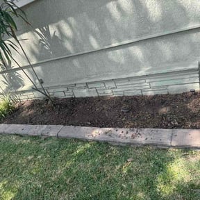 Flower Bed Weeding by Elite earthworks reviewed on May 12, 2026