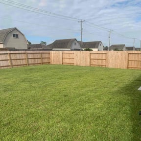 yard work by Freel's Lawn Care reviewed on November 24, 2025