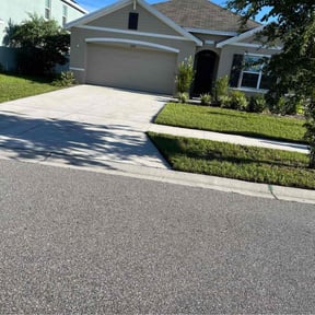 yard maintenance by Freedom Services reviewed on August 17, 2025