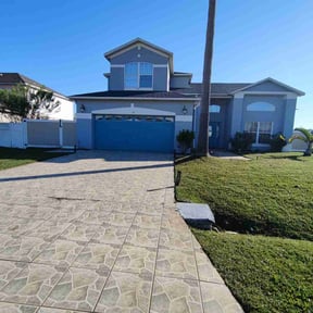 landscaping by United Ground Maintenance Inc. reviewed on August 17, 2025
