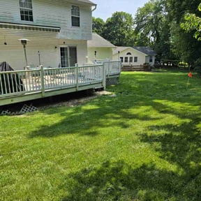 yard care by Crystal Hathaway reviewed on October 25, 2024