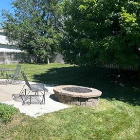 yard service by Tim's Discount Lawn reviewed on August 13, 2025