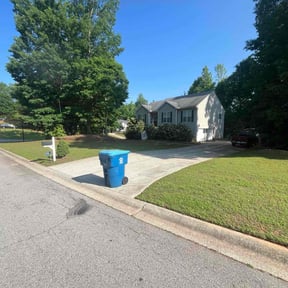 landscaping by Lawn Landing Services LLC reviewed on October 14, 2023