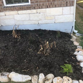 Flower Bed Weeding by Keys Care Property Management reviewed on August 18, 2025