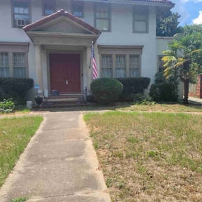 Bush Trimming by Green Earth Lawn and snow LLC reviewed on August 19, 2025