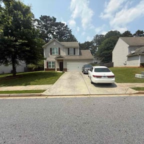 yard maintenance by Thomas Kelly Home Services reviewed on October 2, 2025