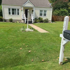 landscaping services by Yard Barber reviewed on June 12, 2025