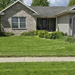 landscape maintenance by Ford year-round Lawn Service reviewed on August 15, 2025