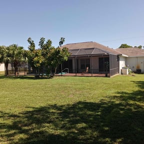 yard work by Olivares Gardening reviewed on August 17, 2025
