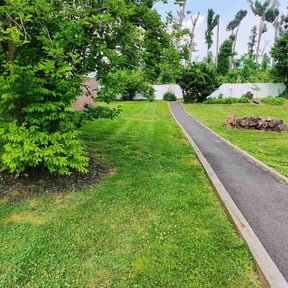 grass cutting by Lawn Barberz reviewed on May 13, 2024