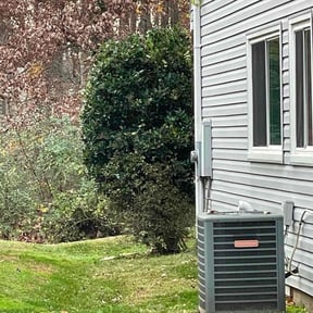 Bush Trimming by Greg&#039;s Landscaping reviewed on November 20, 2023