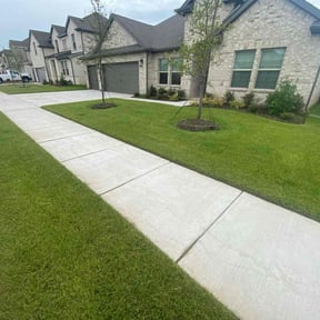 landscaping by Mowitlawn reviewed on June 26, 2025