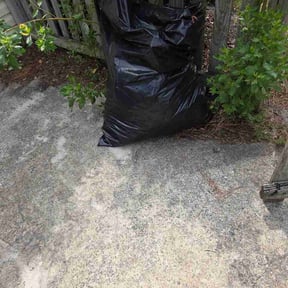 Flower Bed Weeding by Lillard's Lawn care reviewed on June 5, 2026